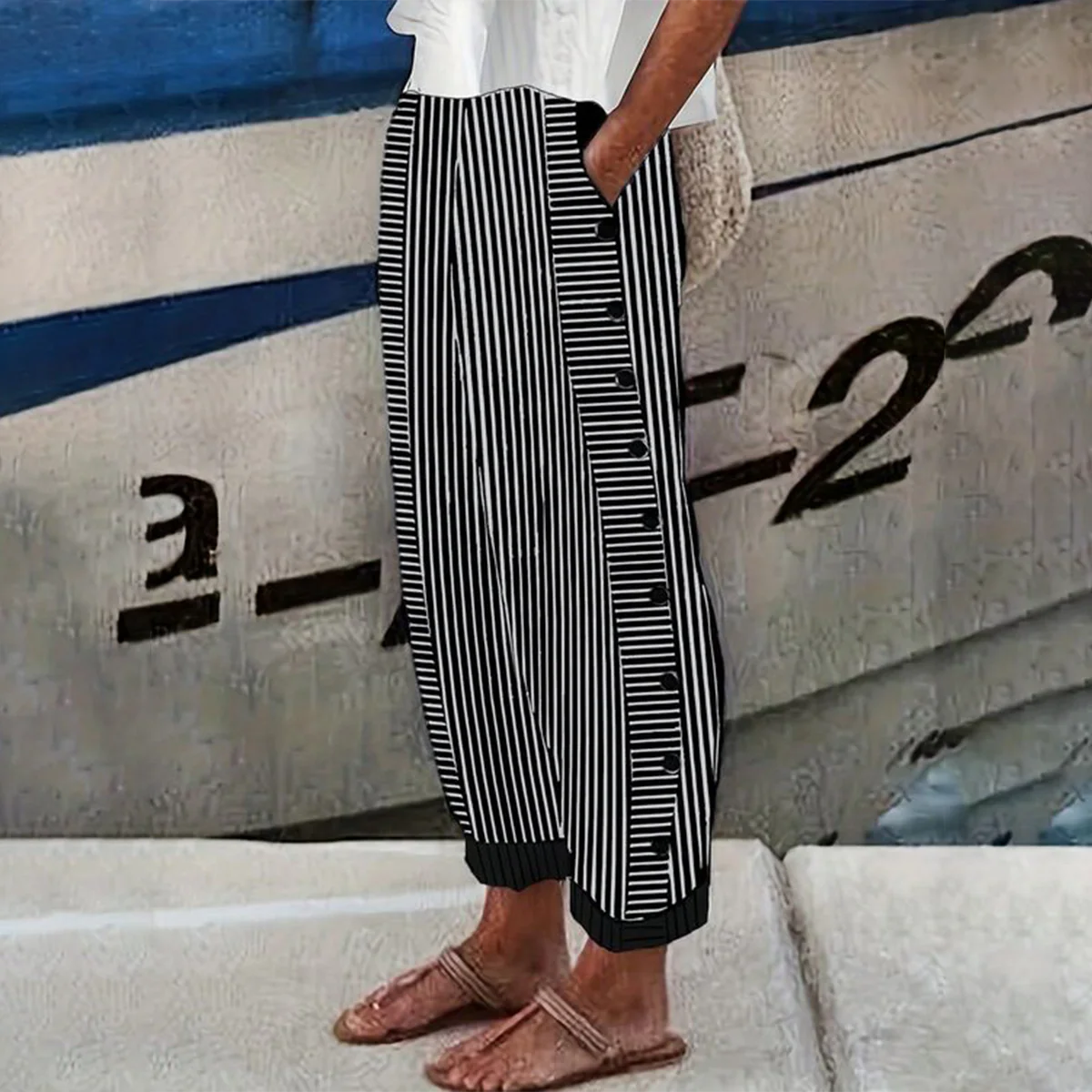 Sablelle Black Striped Print Side Pocket Pants